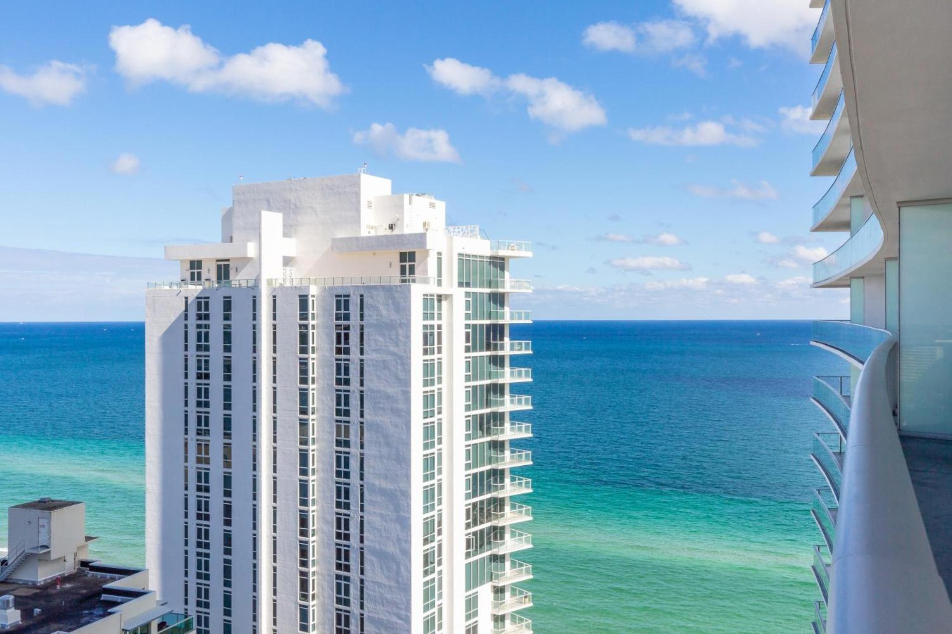 Ocean View 1 Bed On The Beach 19Th Floor Hollywood شاطئ هالانديل المظهر الخارجي الصورة